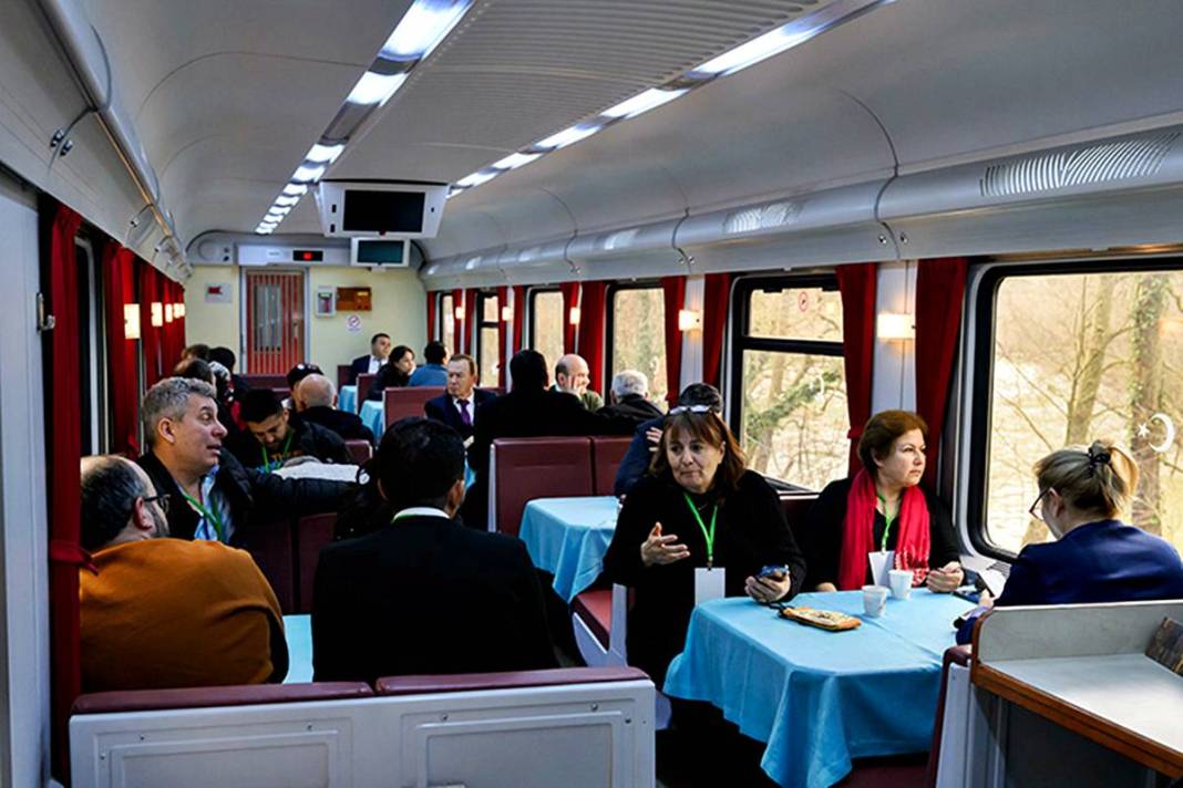 Karadeniz'de doğa şöleni! Turistik Karaelmas Ekspresi yolcularını büyüledi 5